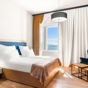 4* Hotel Dua